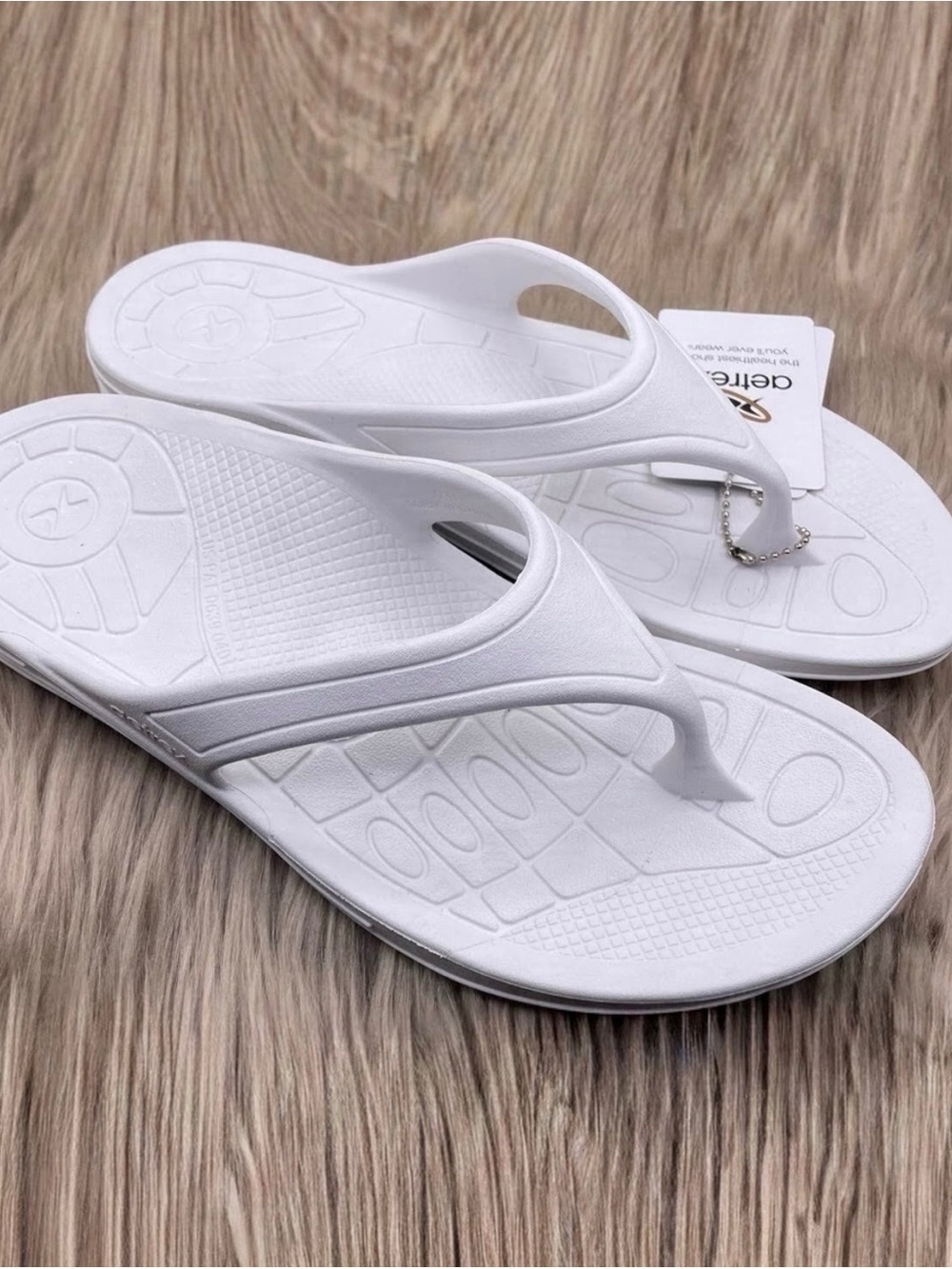 Aetrex lynco fiji orthotic comfy white flip flops women Size 11